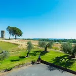 Riserva Dell'olmo Aparthotel *