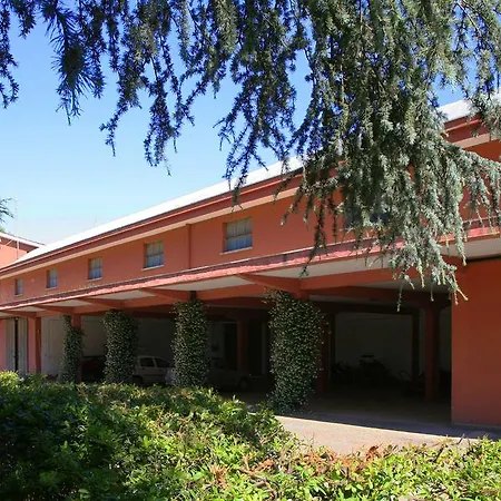 Riserva Dell'olmo Aparthotel