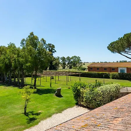Riserva Dell'olmo Aparthotel *